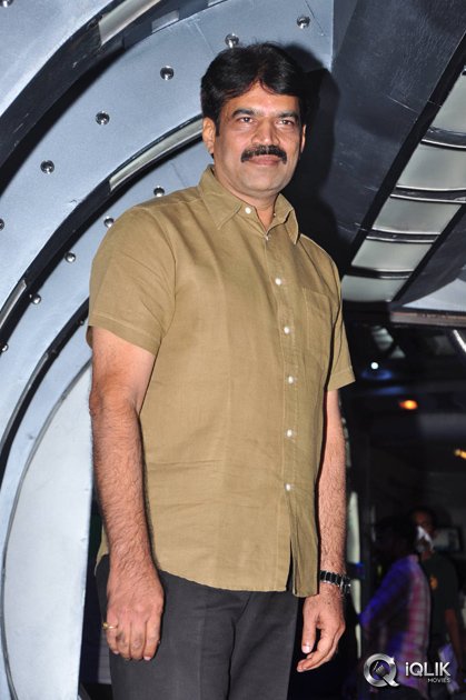 Aatadukundam-Raa-Movie-Press-Meet